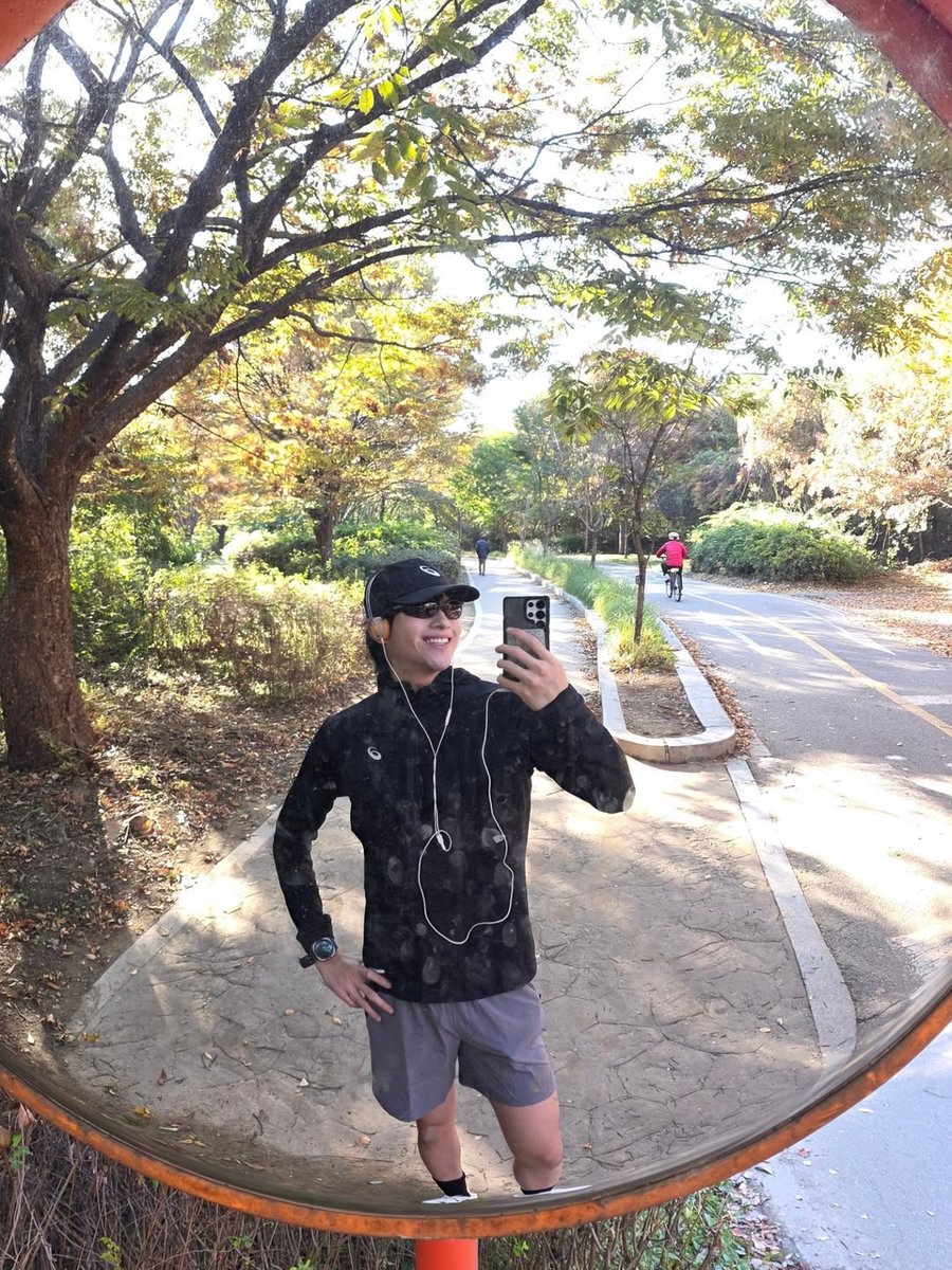 skiwongravai tweet media