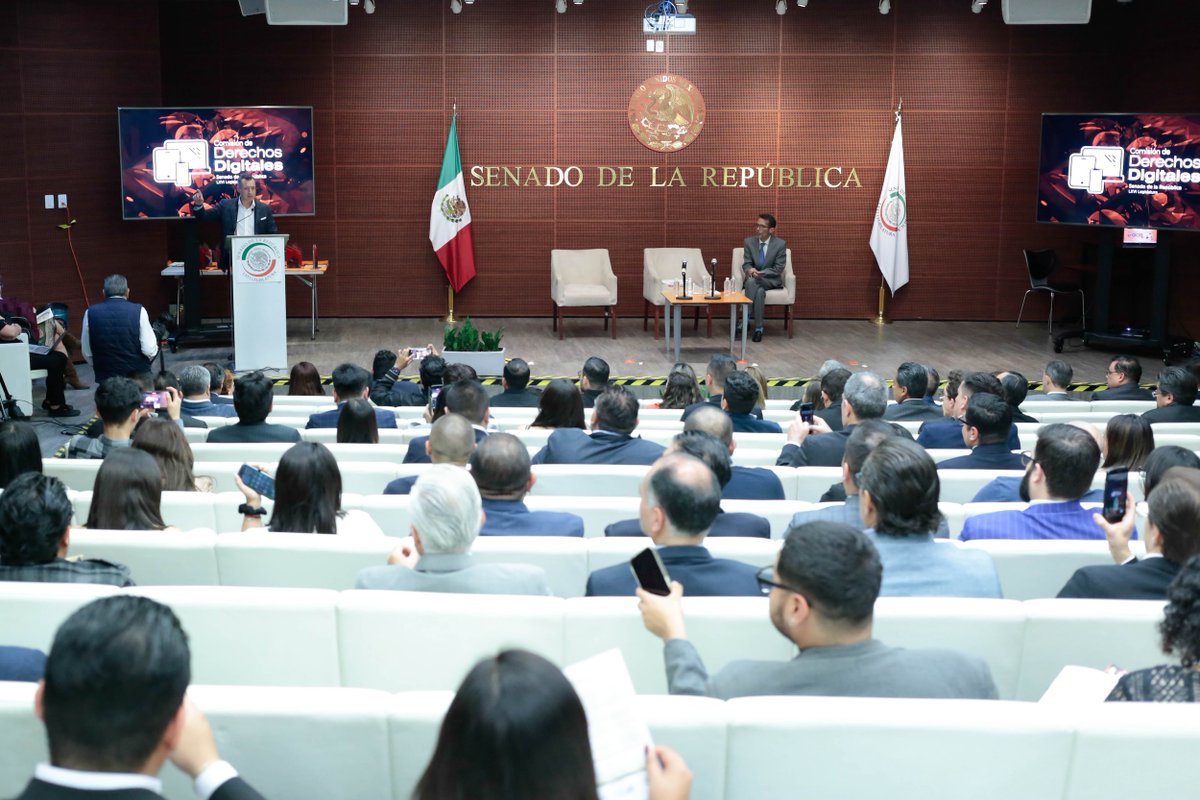 Senado de México tweet media