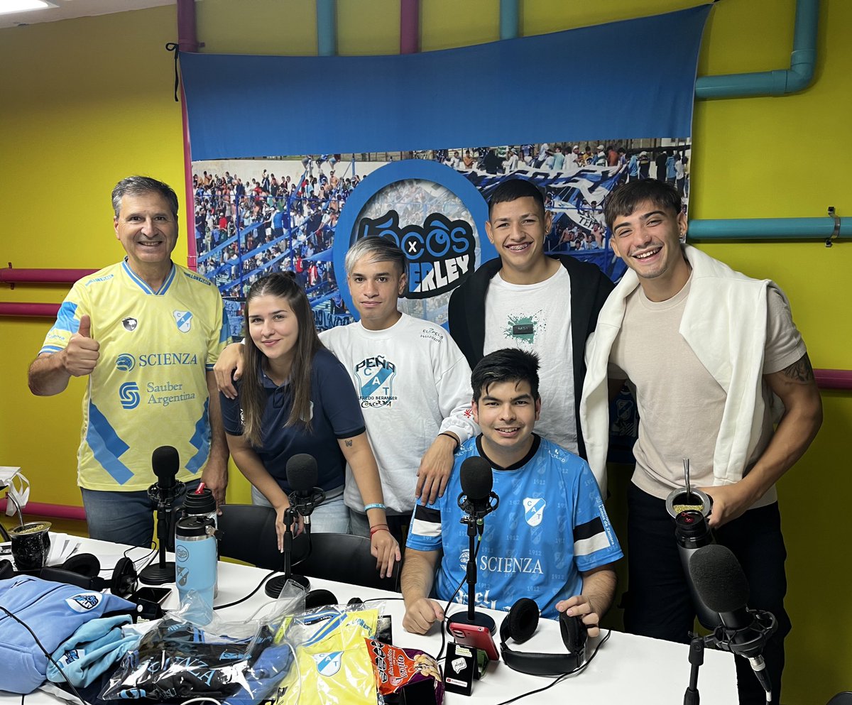 Hoy en Locos X Temperley tuvimos el placer de recibir a dos debutantes del plantel profesional: Nicolás Ávalos y Matías Calzón. ⛽️🩵⚽

👏 Muchas gracias por haber venido y ser parte del programa. 

¡Les deseamos lo mejor en lo que viene, y que sigan los éxitos! ⛽️👊🏻

Link: