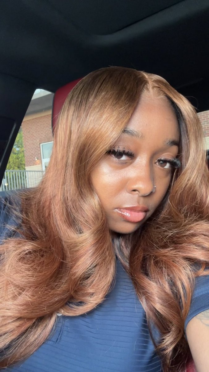 M a r e a 💕 tweet media