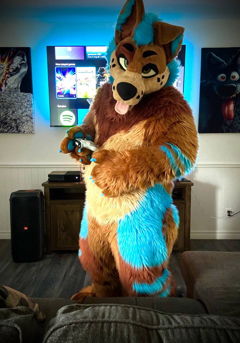 ℕ𝕀𝕋ℝ𝕆 🇨🇦🐾🔜FCL tweet media