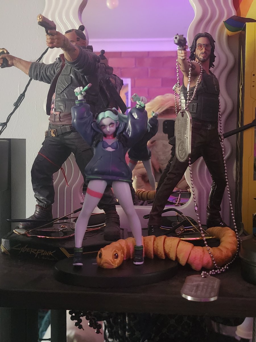 SHE'S HERE! my favourite little mint leaf! #RebeccaCyberpunk. Scaled to life actually btw

#CyberpunkEdgerunners #Cyberpunk2077