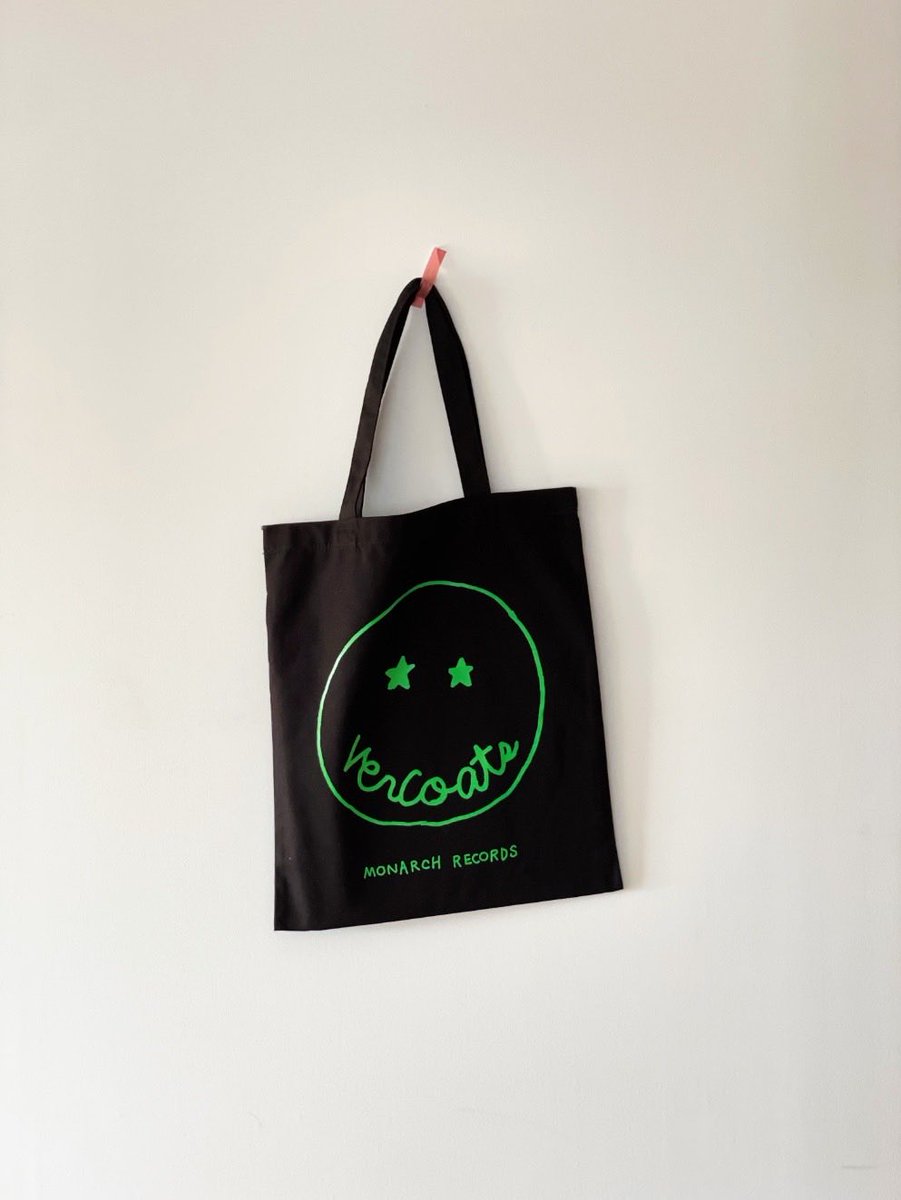 too__moon tweet media