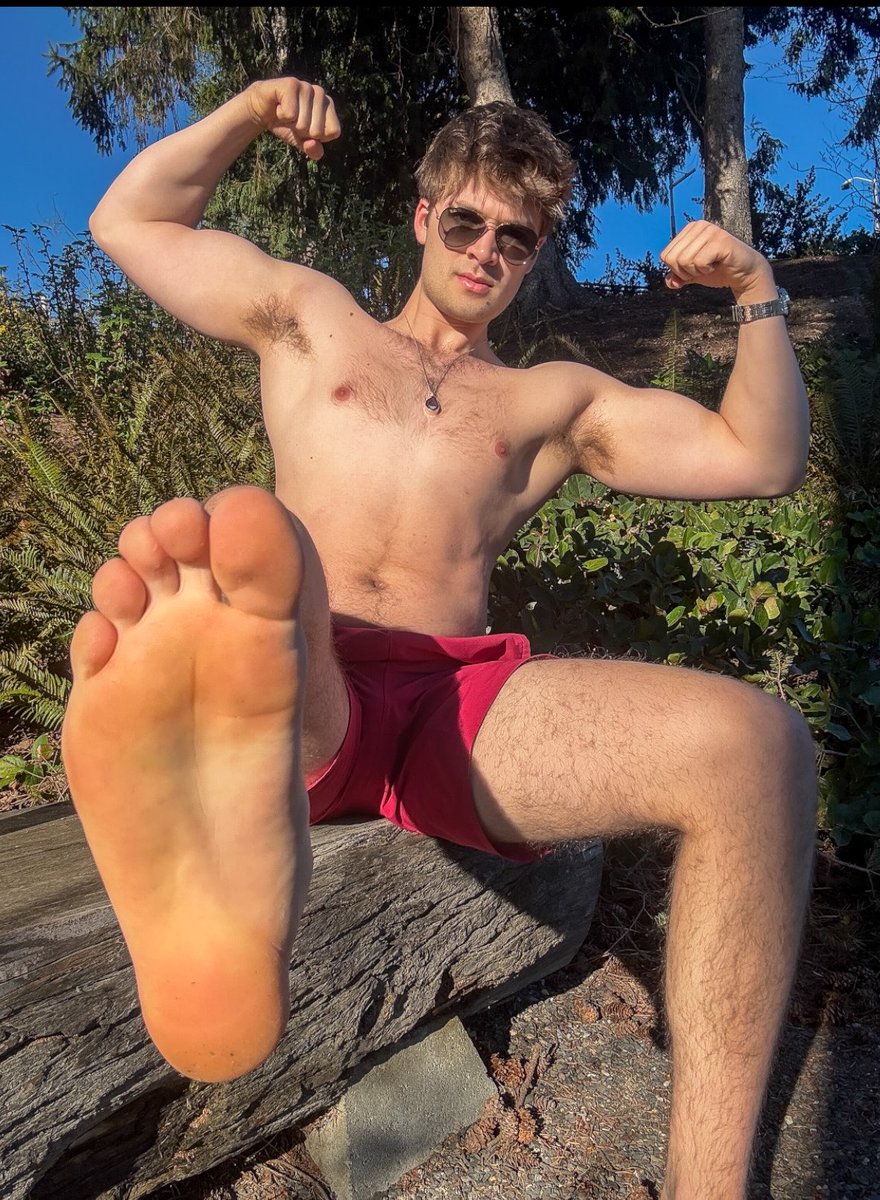 DomGodJack tweet media