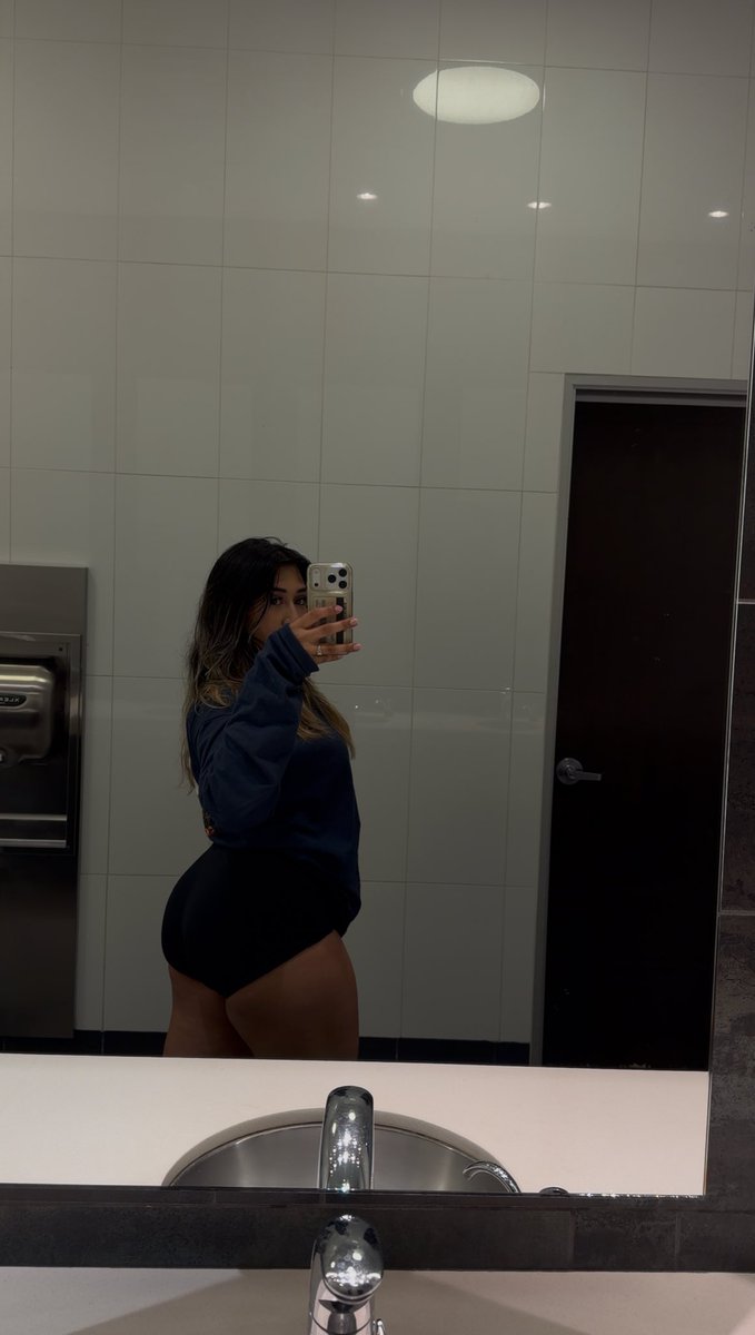 Cherry 🍒 tweet media