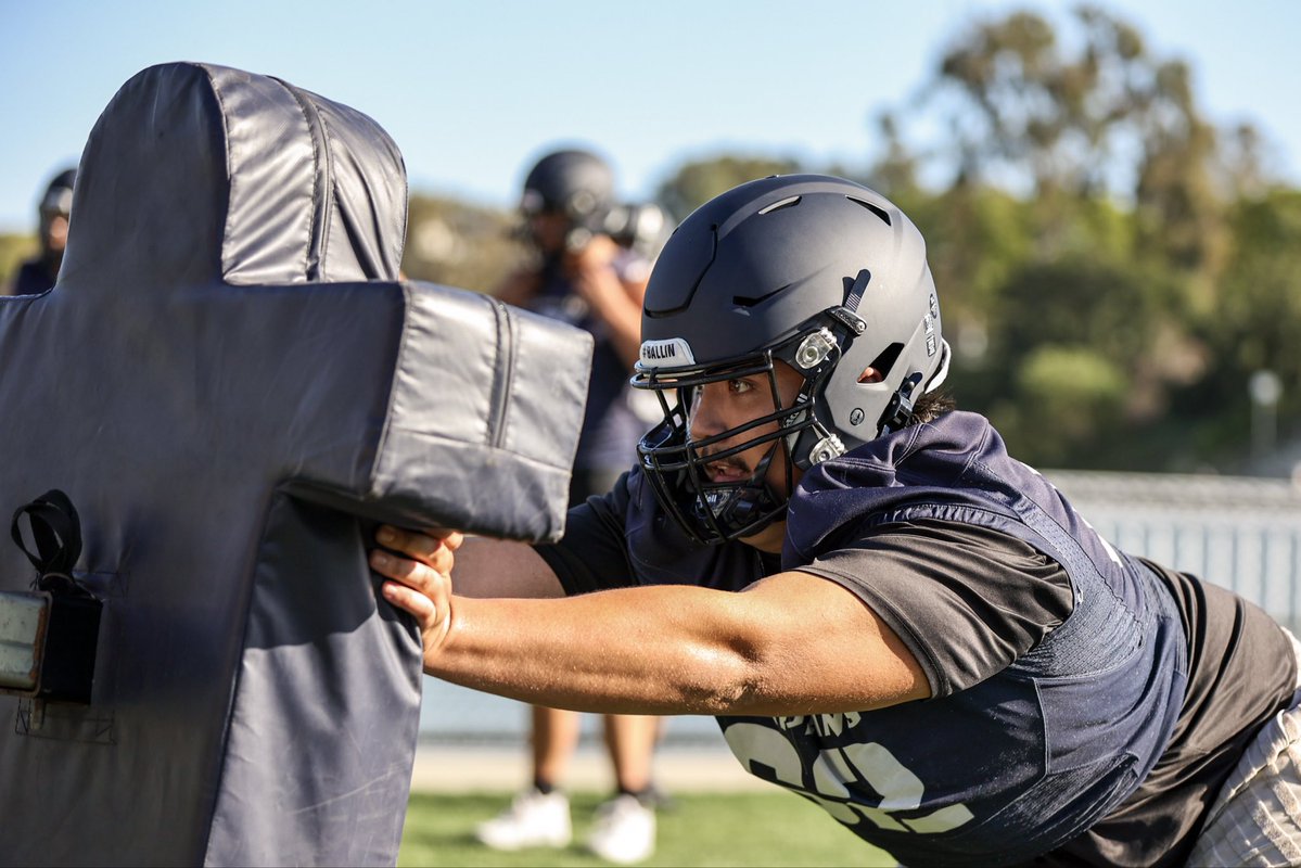 OLYMPIANS tweet media