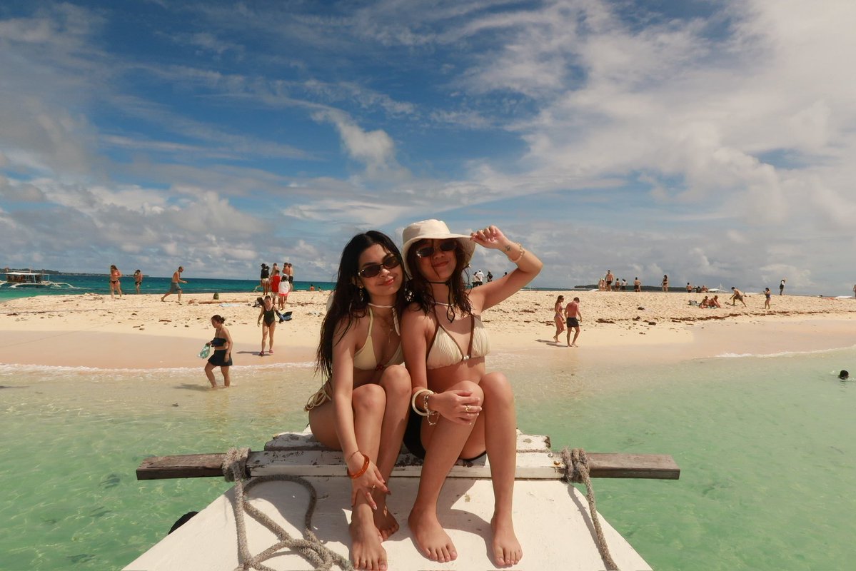 julianne tweet media