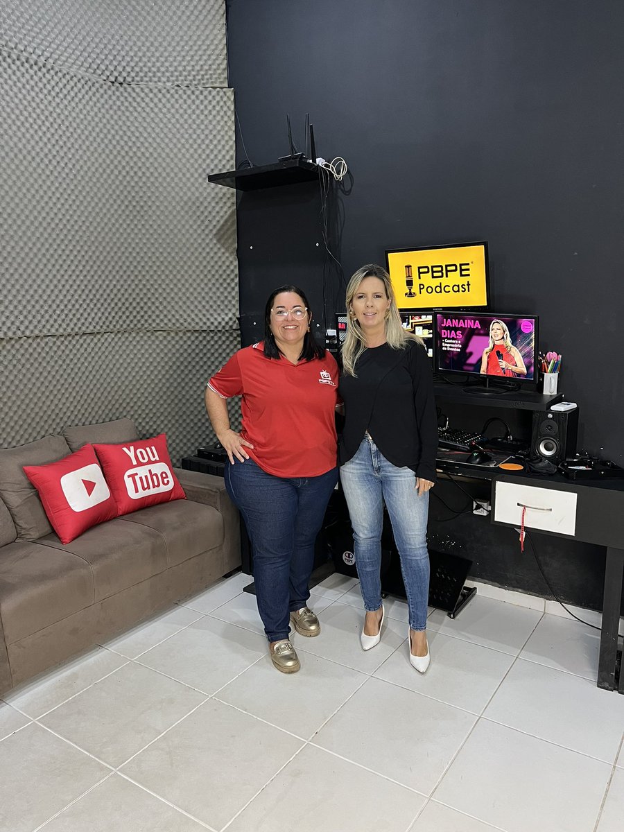 pbpepodcast's tweet image. PBPE Podcast com Janaína Dias, Cantora e Empresária de Eventos. @janainadiaslp @bandatuaregs @annabelpbpe by @pbpetv 
#cantora #empresaria #bandatuaregs #musica #pbpepodcast