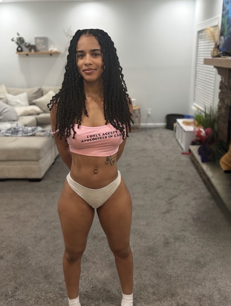lust4ava's tweet photo. My grandma is still Shaped like this 🥰🫶🏻 https://t.co/faUKL9JsAN