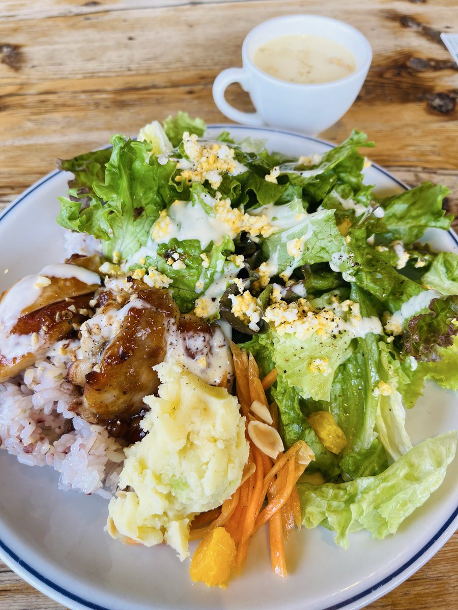 すずらん tweet media