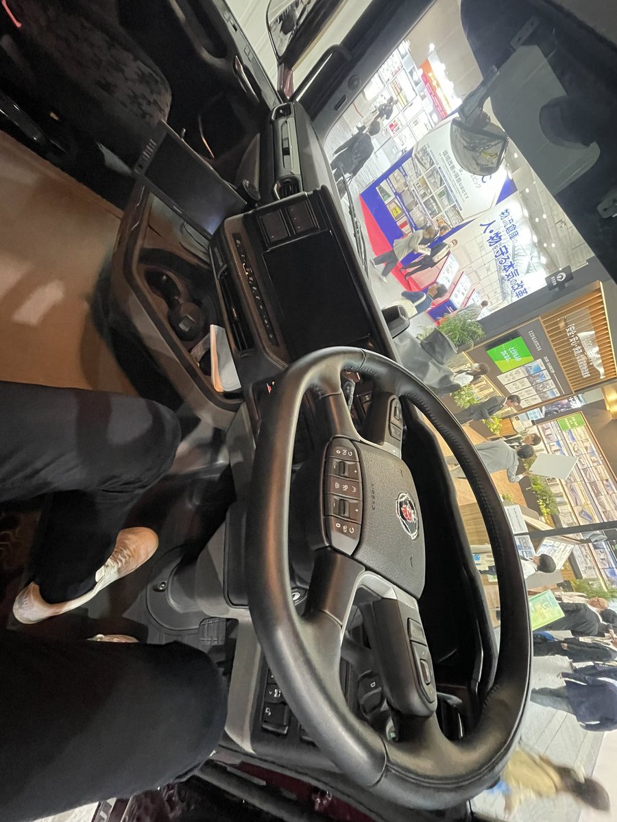 スカニアｶｯｹｰｰｰｰ