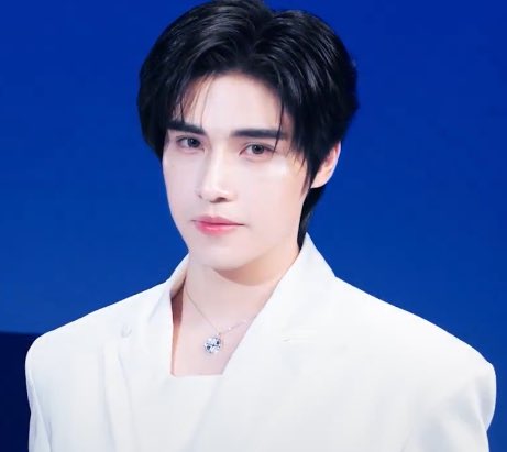 หมวดย้อย 🎀 tweet media