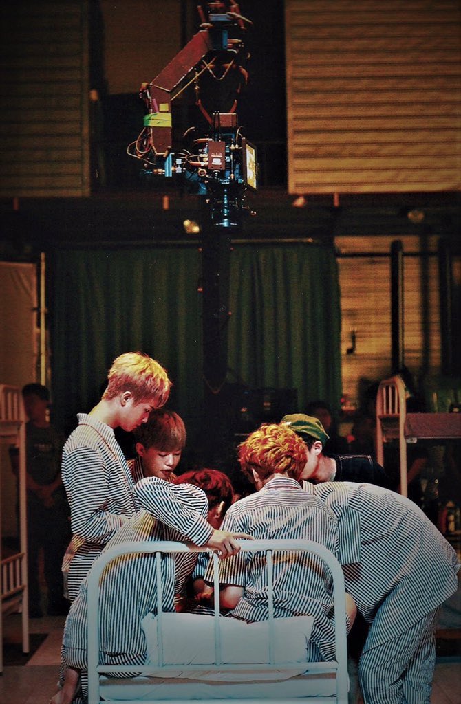 더바띵 tweet media