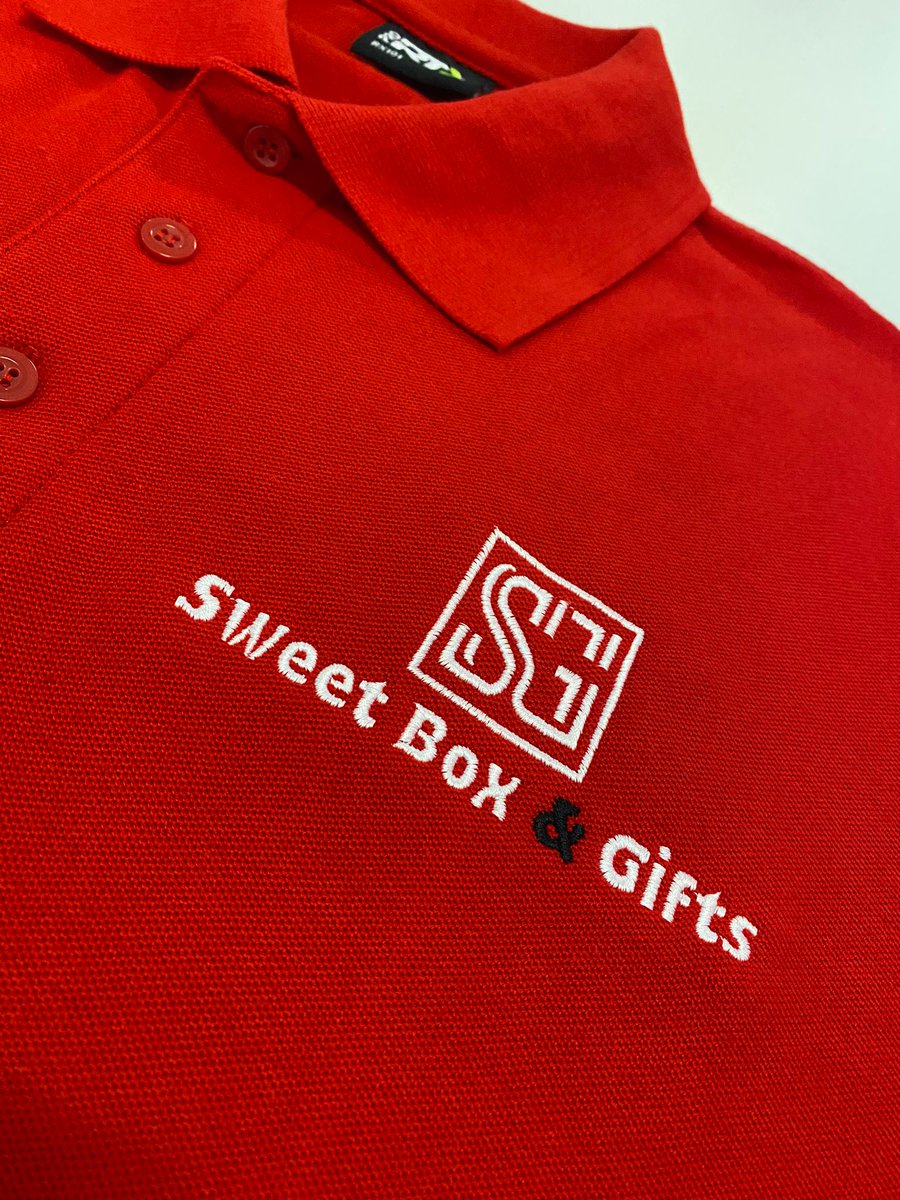 LiniFashionClub's tweet photo. Every business journey in London is unique, but one thing remains constant—customised workwear and expert printing service in London can transform your team into a powerful branding tool that builds trust, visibility, and long-term success- https://t.co/0WztD33sQb 👍 https://t.co/tnoUUVrAdo