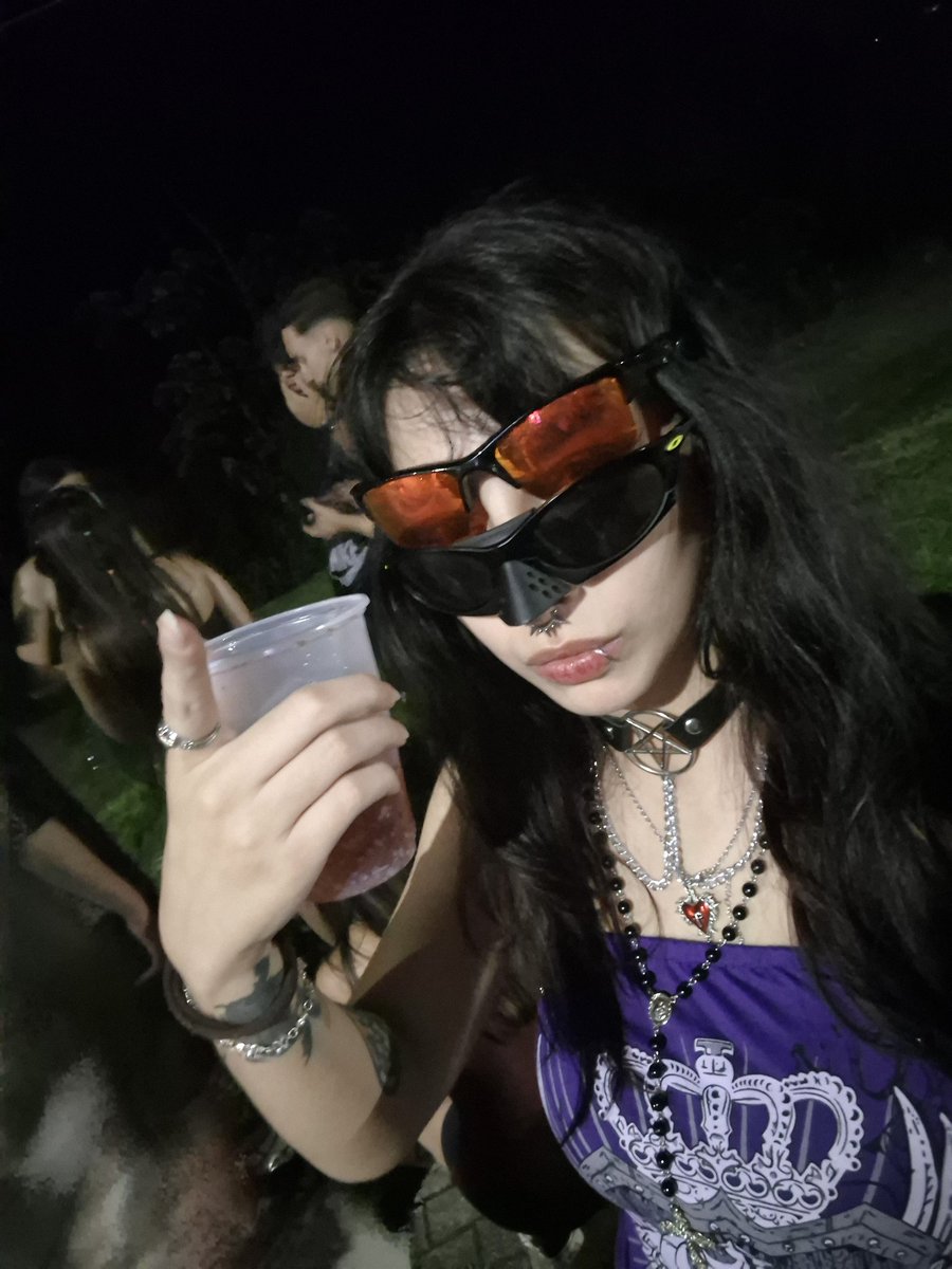 Justine ☆ミ tweet media