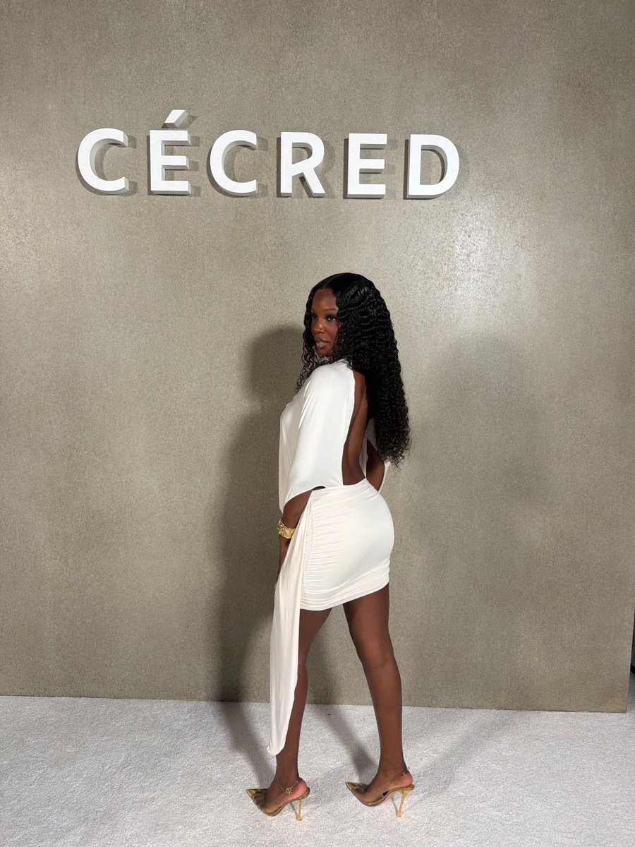 𝗔𝘆𝗻𝗶 tweet media