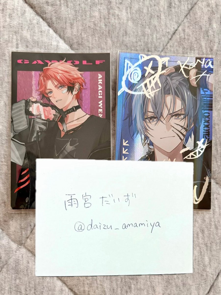 daizu_amamiya's tweet photo. ぎゃうるふ　チェキ　交換

譲:1枚目
求:2枚目

赤優先、NR1:1、郵送交換希望です。 https://t.co/VDgPBQ1LkN
