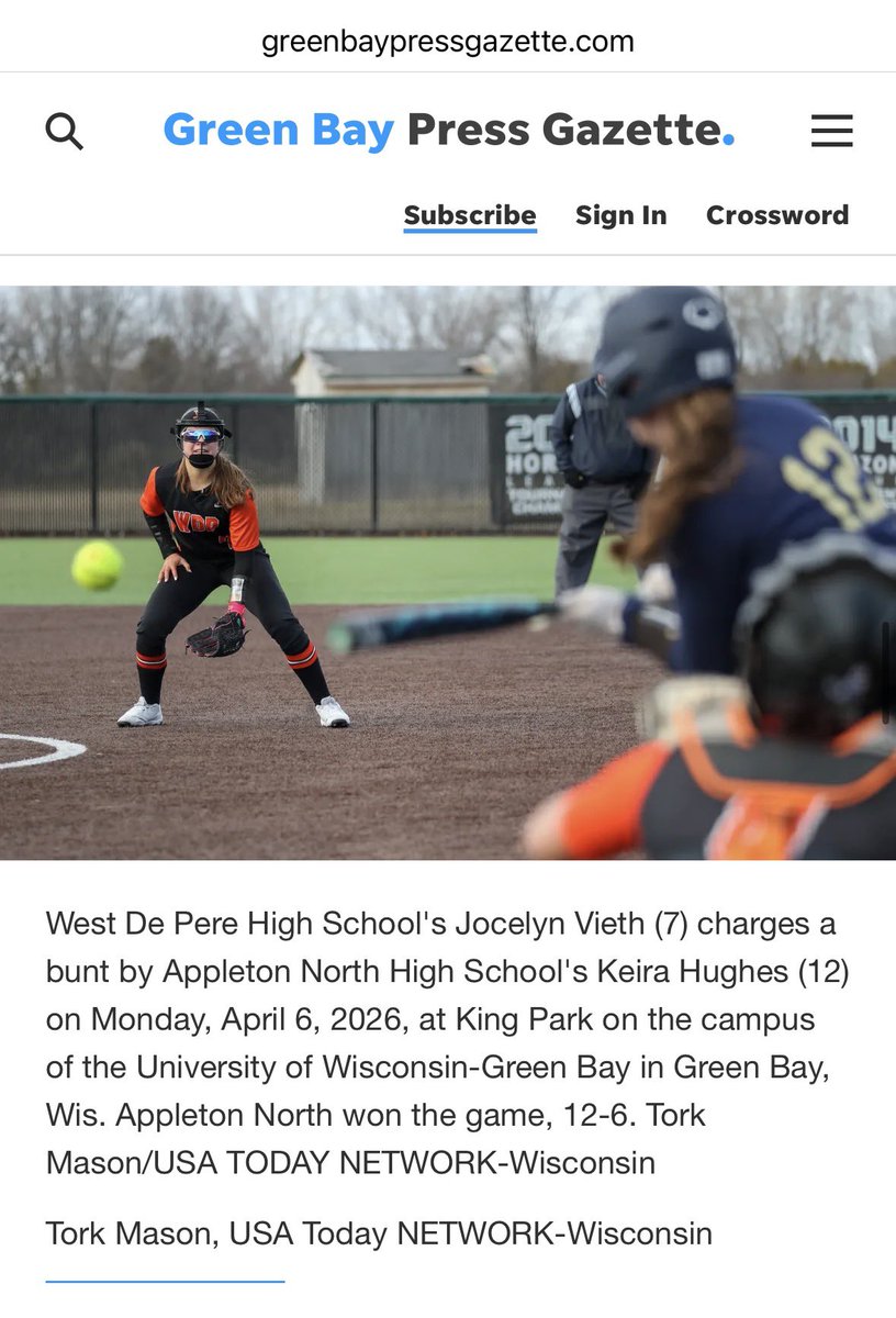 Love these pics <a href="/gbpressgazette/">Green Bay Press-Gazette</a> took on Monday! 🥎🔥