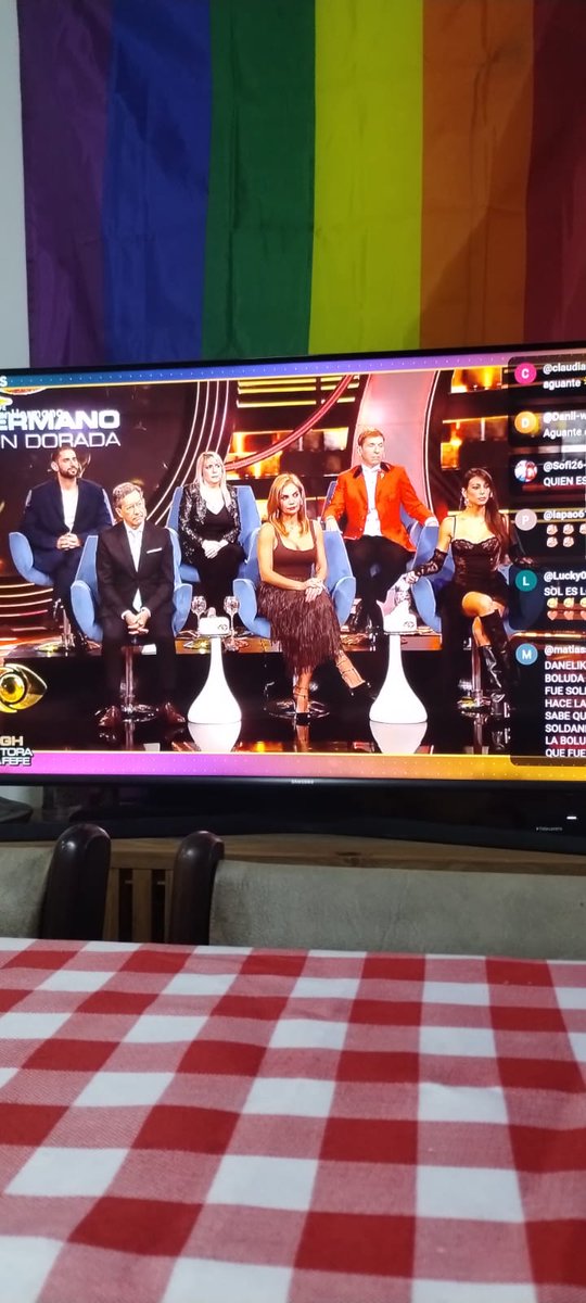 Ysinembarg0's tweet photo. SINO ME MUEVO NO ME PREGUNTAN NADA JAJAJA
Fede Popgold en TELEFE MOR🫦@fedepopgold  #granhermano #GHXTORAYFEFE #GHXFEDEPOPGOLD https://t.co/9HmSbDC214