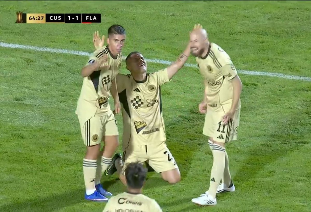 PES MIL GRAU tweet media