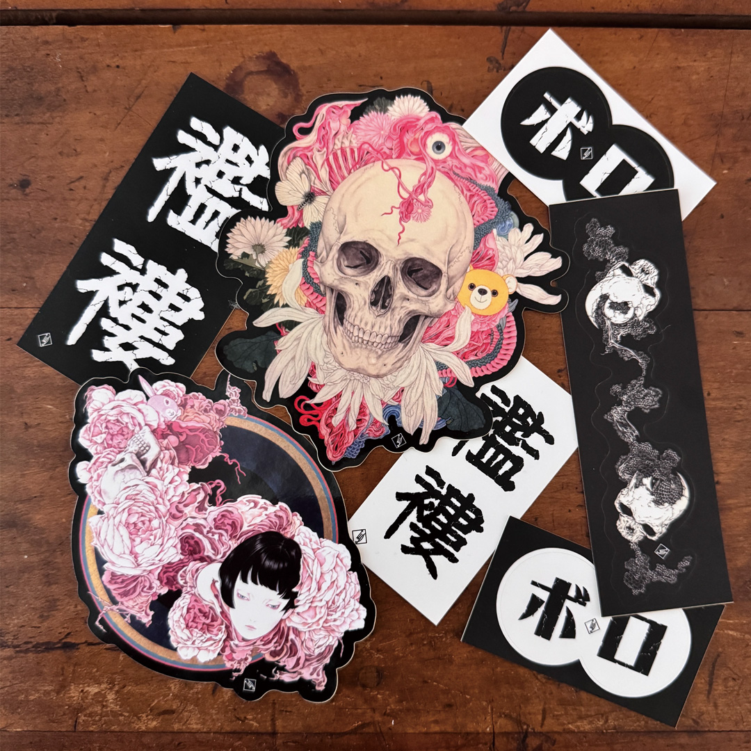 cafeboro2024's tweet image. 襤褸のオリジナルのステッカーは、オンラインでも、お店でもご購入可能です！ぜひご覧になってみてください。BORO original stickers are available online and in-store. Feel free to take a look.

#襤褸 #喫茶トお酒襤褸 #sticker #ロゴステッカー