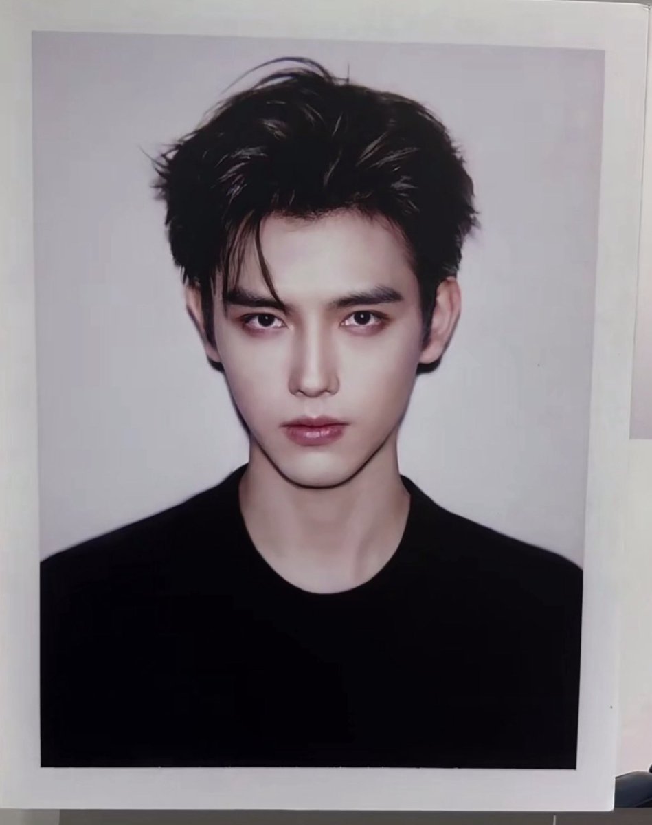 woaiarthur's tweet photo. 참 잘생겻다.. https://t.co/whs1sFC0Xm