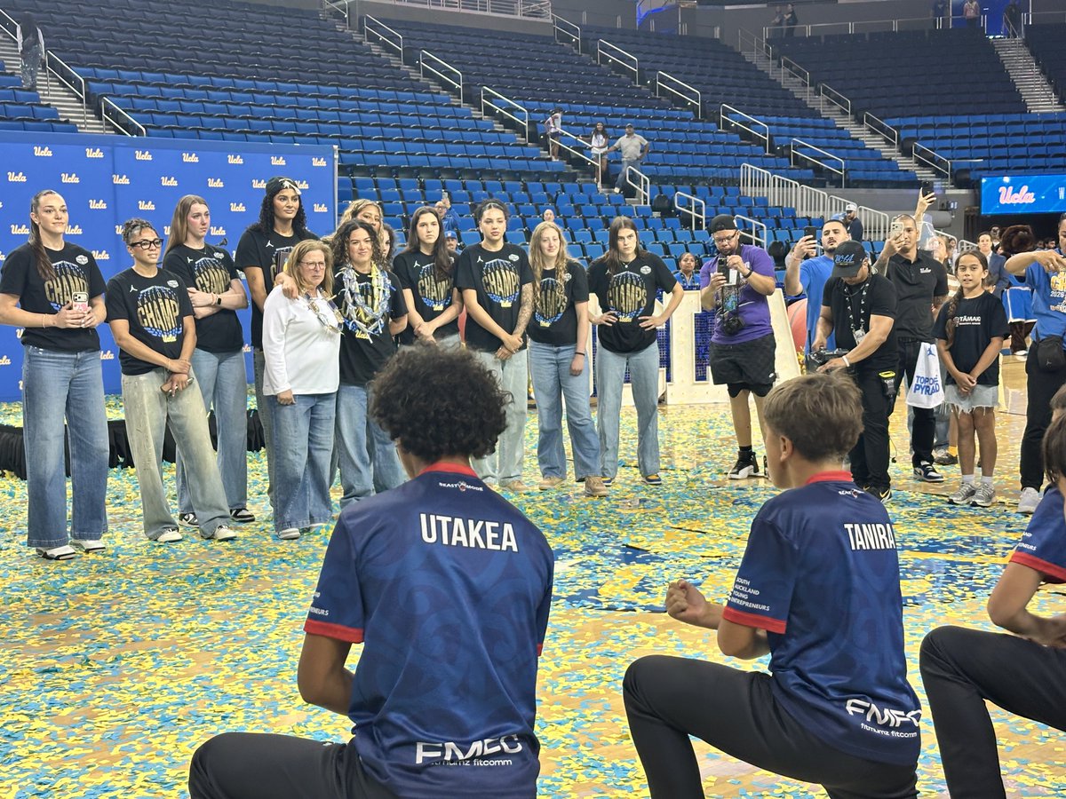 young basketball players from new zealand perform traditional Māori dance of respect and honor for #ucla and kiwi #charlisselegerwalker #marchmadness