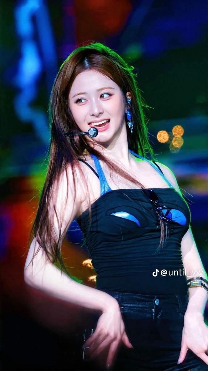 #YUNJIN #허윤진 #LE_SSERAFIM #르세라핌 #윤진
