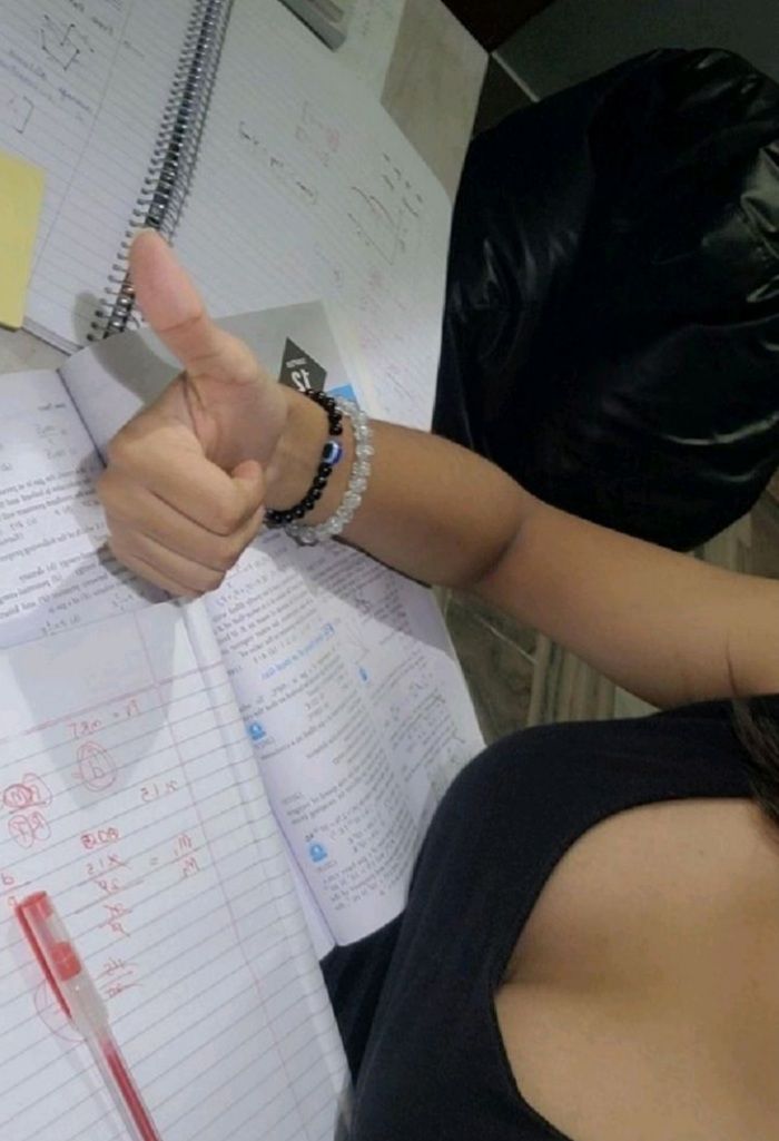 candyy10923's tweet photo. Me ayudas con mi tarea papii?? 😏🥵 https://t.co/OsihS6HsmA