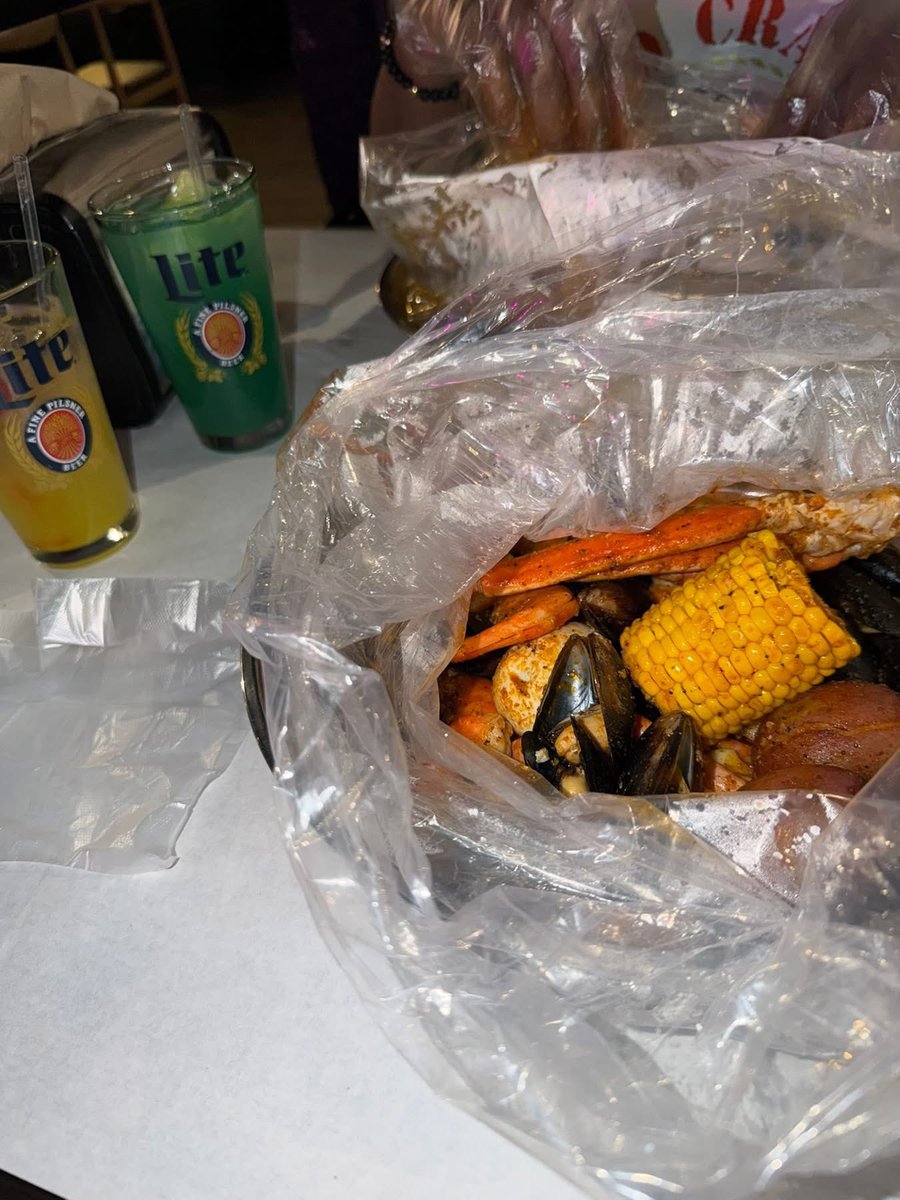 DIVAA🩰 tweet media