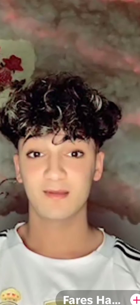 ياربي بموت 😂😭😭