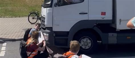 ConservativeSmartyPants tweet media