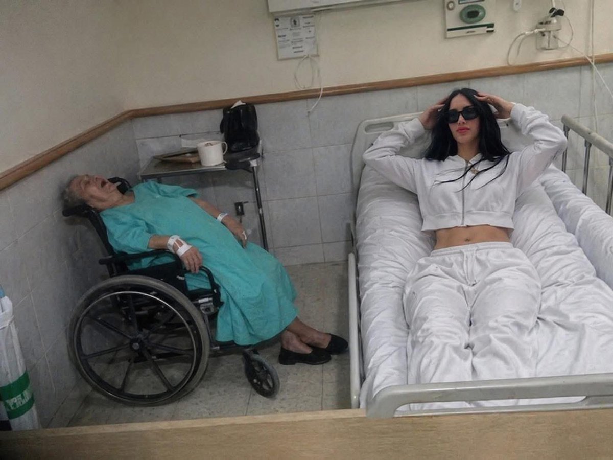 Primeras fotos de <a href="/KimberlyLoaiza_/">Kimberly Loaiza 🇲🇽</a>  visitando a su mamá  #kimberlyloaiza
#juandedios #pantojitas #pantoja #kim