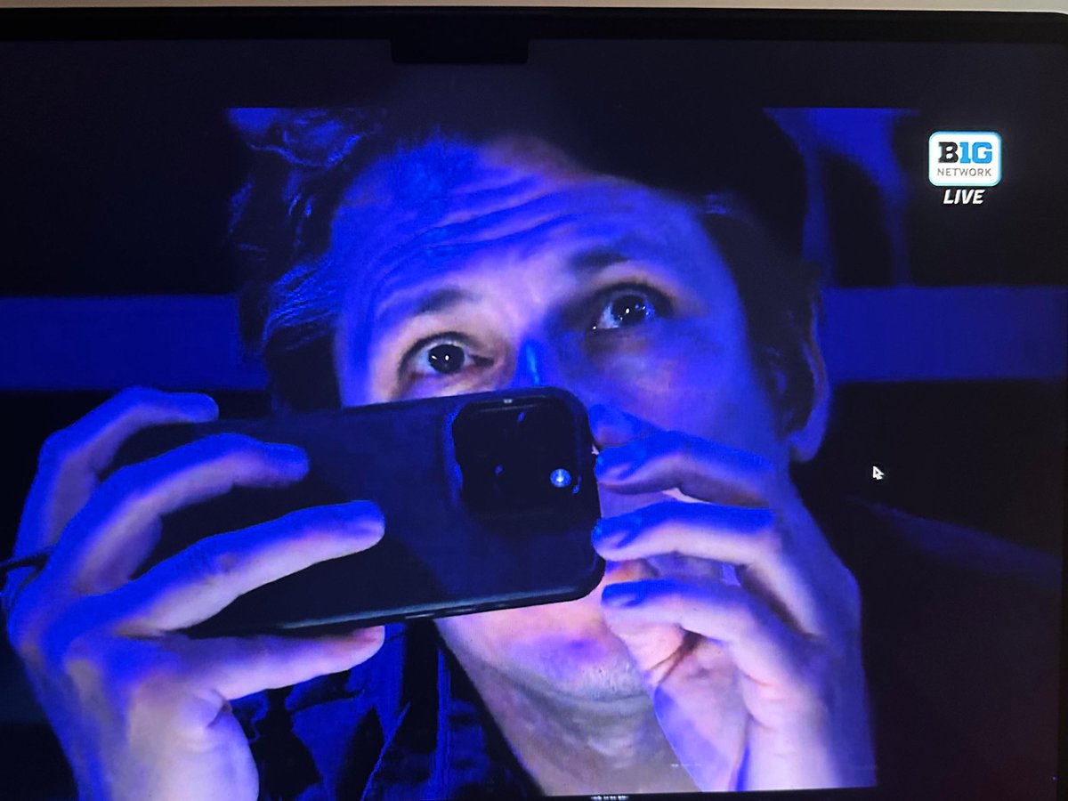 Mike Regalado 🏀🏈🎧 tweet media