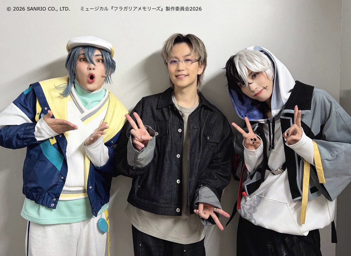 fragaria_mu's tweet photo. 昨日4月8日(水)18:00公演の
アフタートークショーは
チャコ役の声優 #小笠原仁 さんを
ゲストにお迎えしました！🐶 

アルペックとチャコと一緒に📸 ˎˊ˗

#フラガリアメモリーズ
#フラミュ https://t.co/txgJeYDW6C