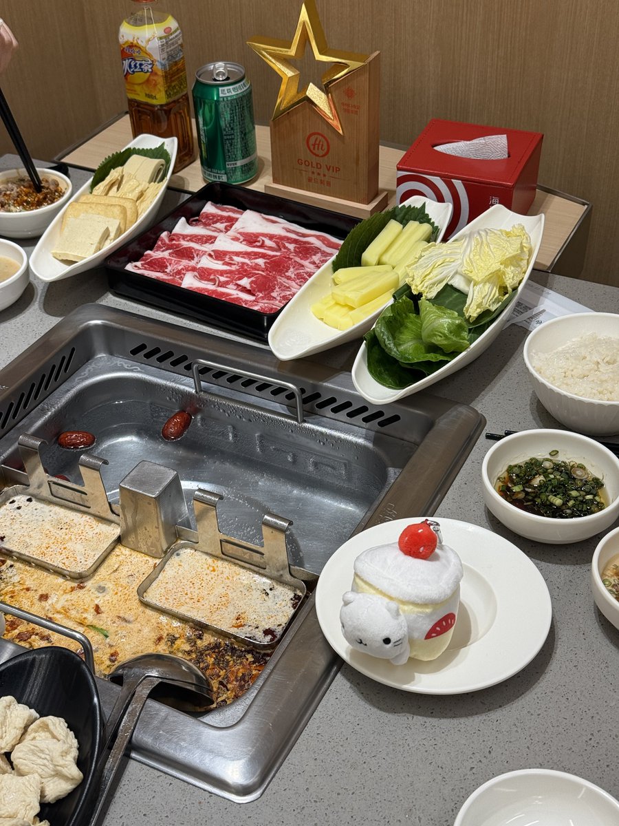 luvsommore's tweet photo. 오늘 내 생일! https://t.co/9Nxf08mhw1