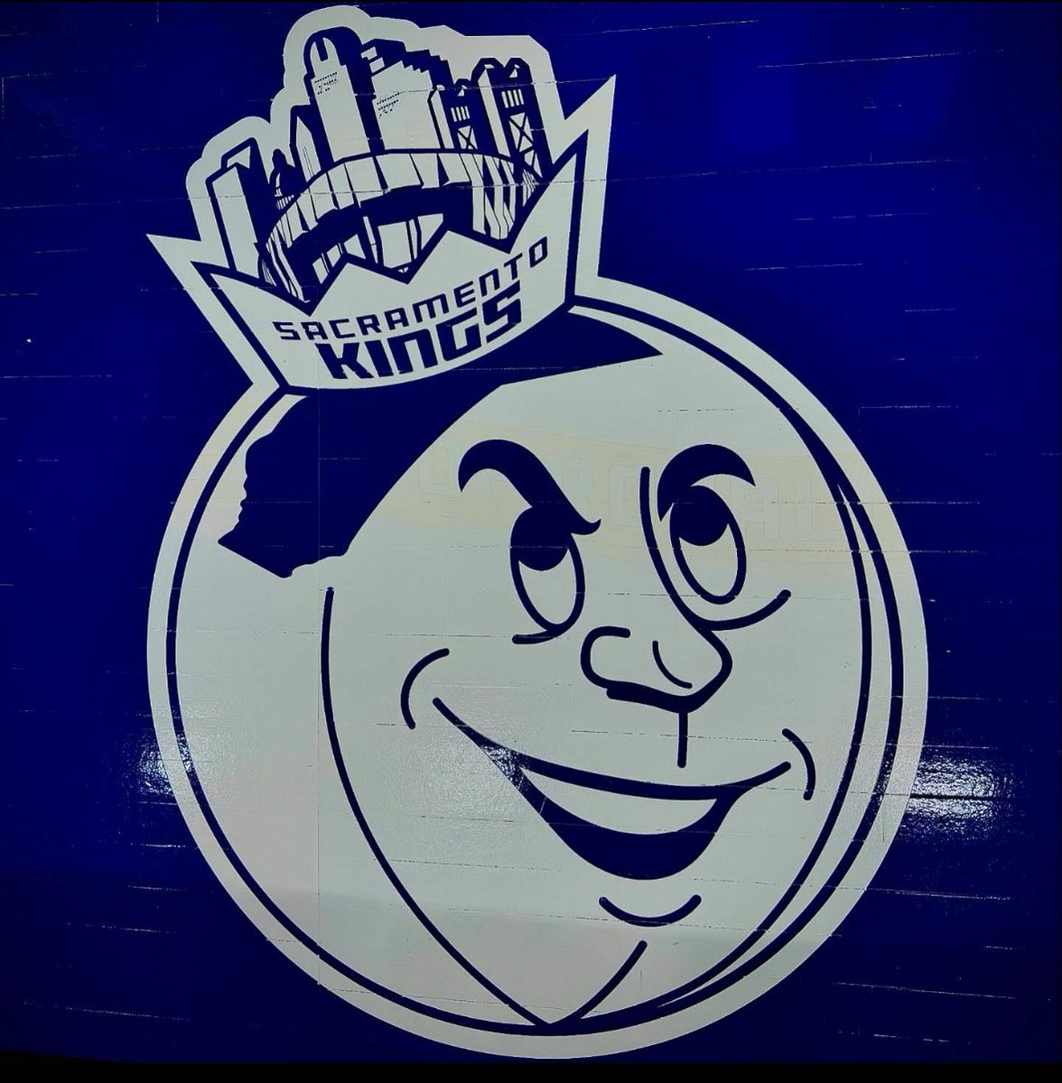 DR STRONG tweet media