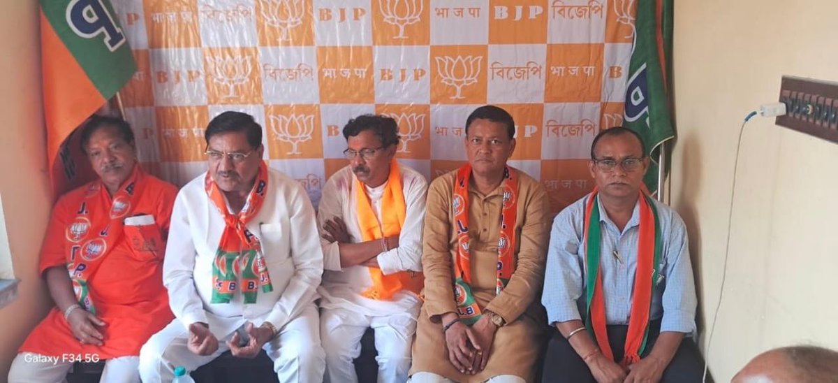 PrasenjitOFC's tweet photo. On 08.04.2026, BJP #State_Committee_Member &amp; Incharge of Diamond Harbour (DH) District , Shri #Prasenjit_Bhowmik was present during nomination rally of Sri Dipak Kumar Halder from  Kapathat to DH SDO office under DH District

@sunilbansalbjp @amitmalviya @SamikBJP @Prasenjitwb https://t.co/ZbwOZ1cfEc