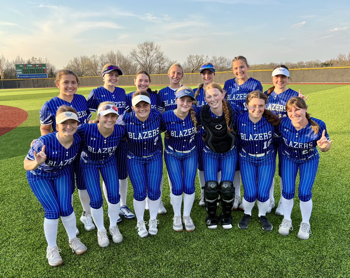 Gardner Edgerton High School Softball tweet media