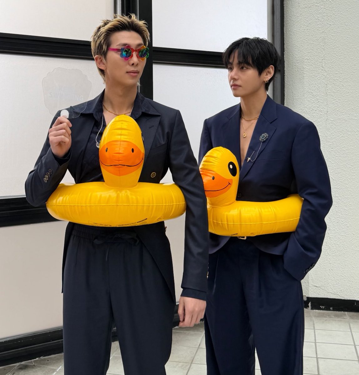 namjoon pics tweet media