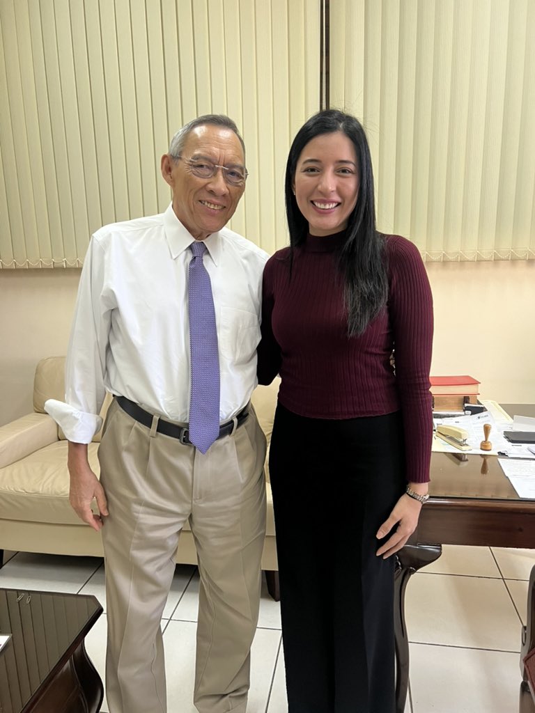 Claudia Amaya tweet media