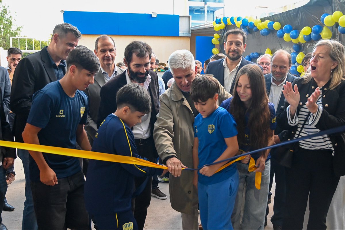 claudiojpoggi's tweet photo. El Programa “CRECIENDO CON TU CLUB” llegó al Club Juventud Unida de la Ciudad de San Luis. Un Proyecto que incluyó un apoyo económico a la coordinación deportiva de las divisiones inferiores y también un apoyo de infraestructura para la terminación de un Polideportivo cubierto destinado al deporte Infanto juvenil. Bien por el “Creciendo con tu Club” 👏!