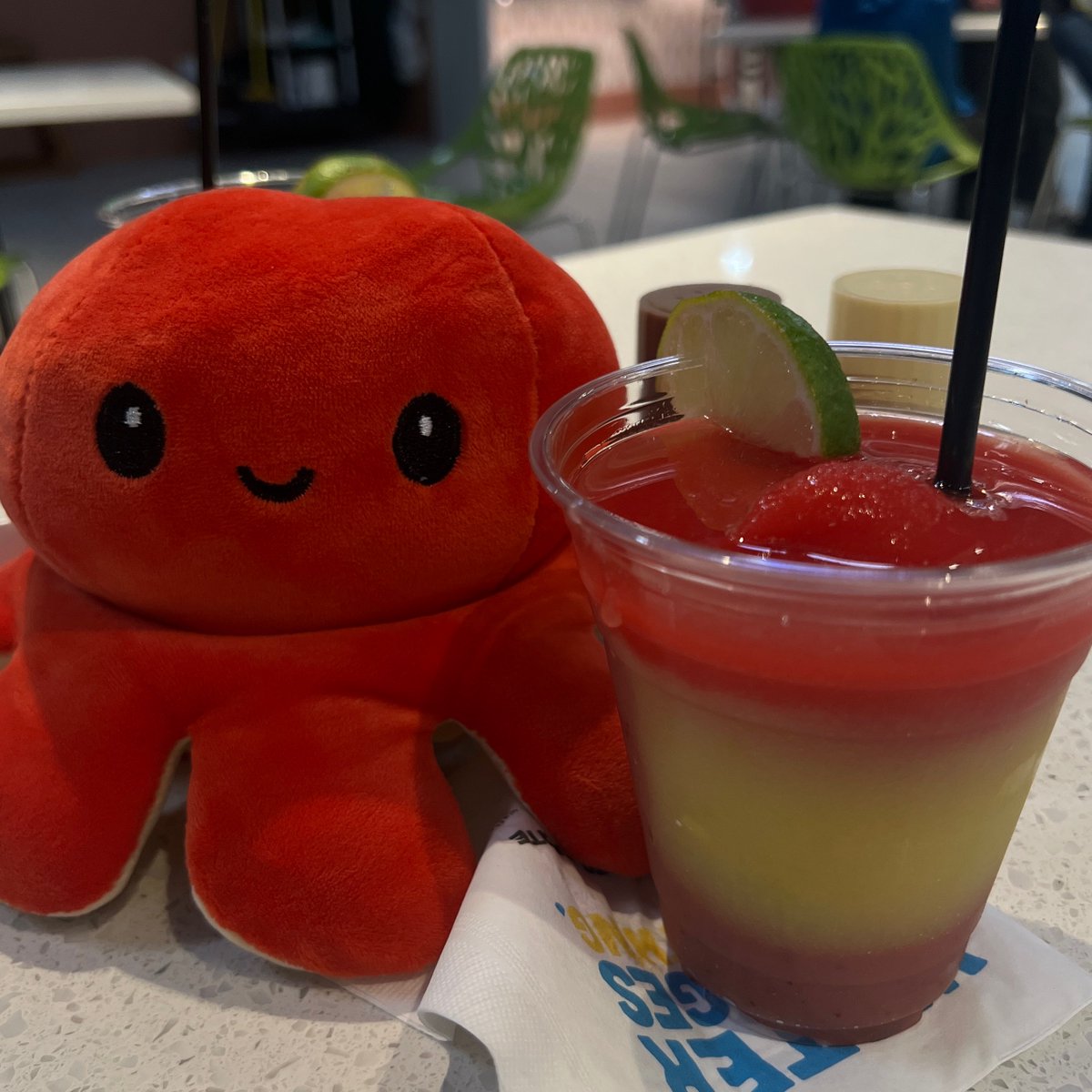 bulletbby's tweet photo. went to a waterpark n arcade for my bday and we just kept hitting the jackpots on all the games, cleared out all their tickets they had none left to give, great day. https://t.co/GNxiFNrVBC