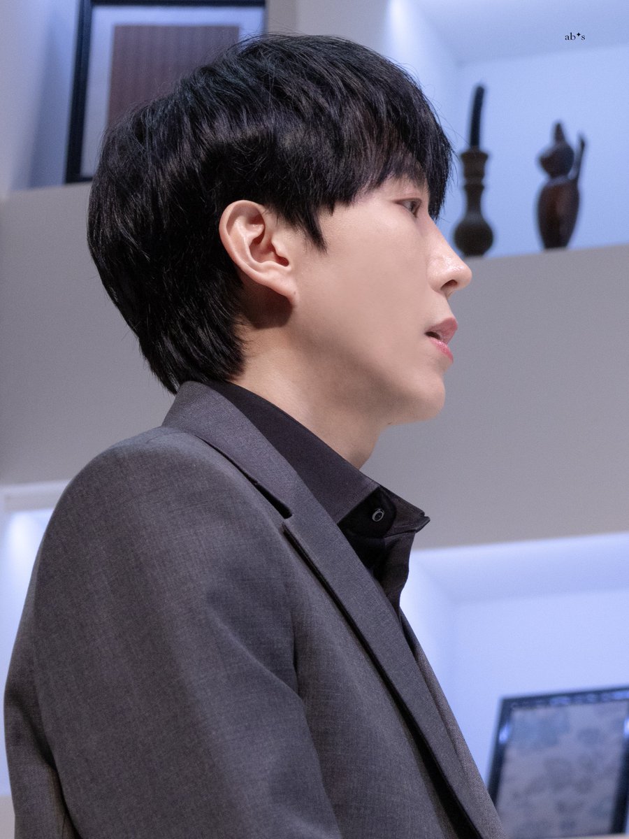 𝐚𝐛𝐬𝐢𝐧𝐭𝐡𝐞 tweet media