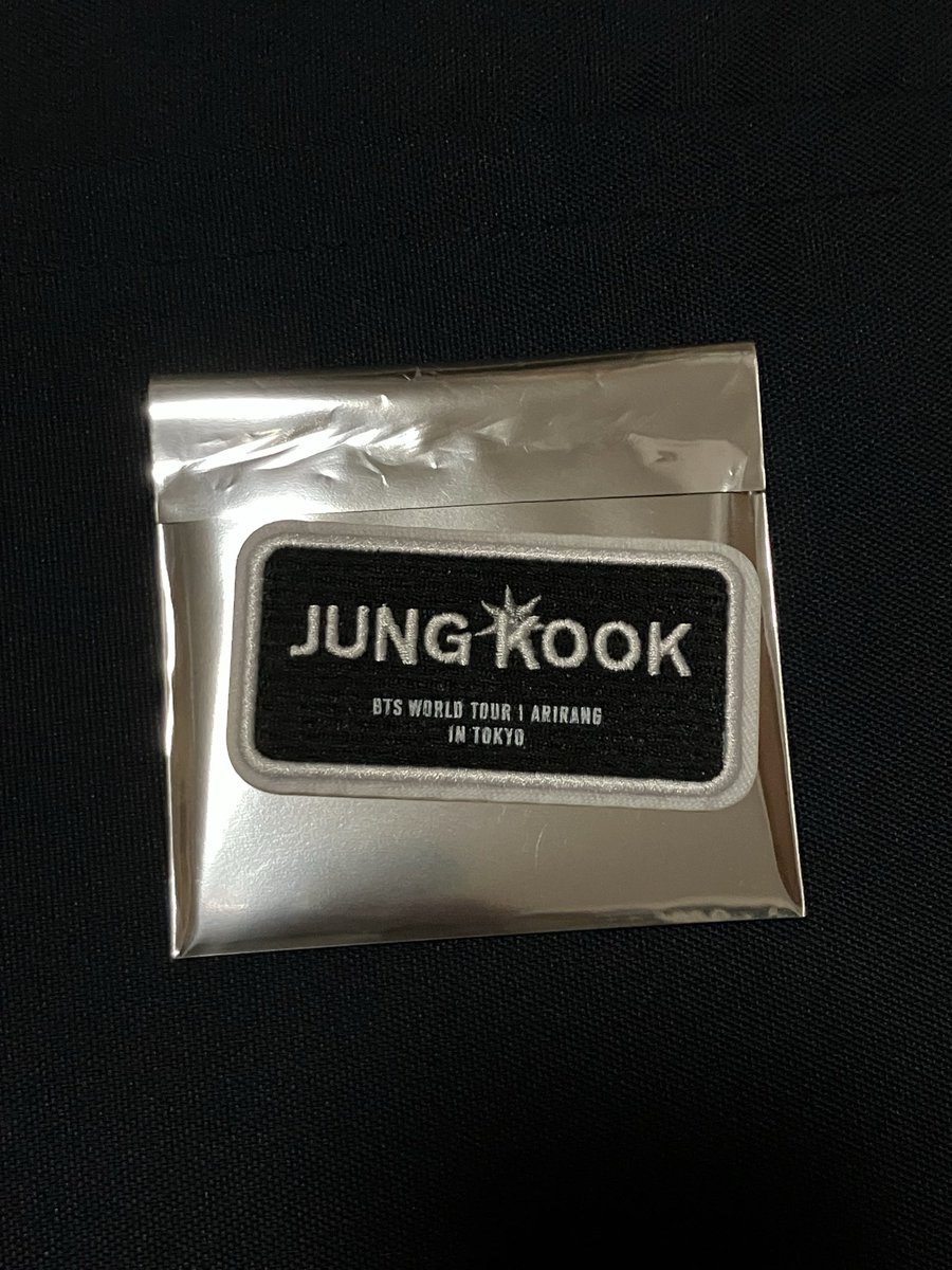Flower07_613's tweet photo. BTS ARIRANG アリラン 交換
ワッペン

【譲】JUNGKOOK ジョングク🐰

【求】JIN ジン🐹

郵送での交換希望です📮

お気軽にお声がけ下さい🙇‍♀️ https://t.co/L2FoFhI1is