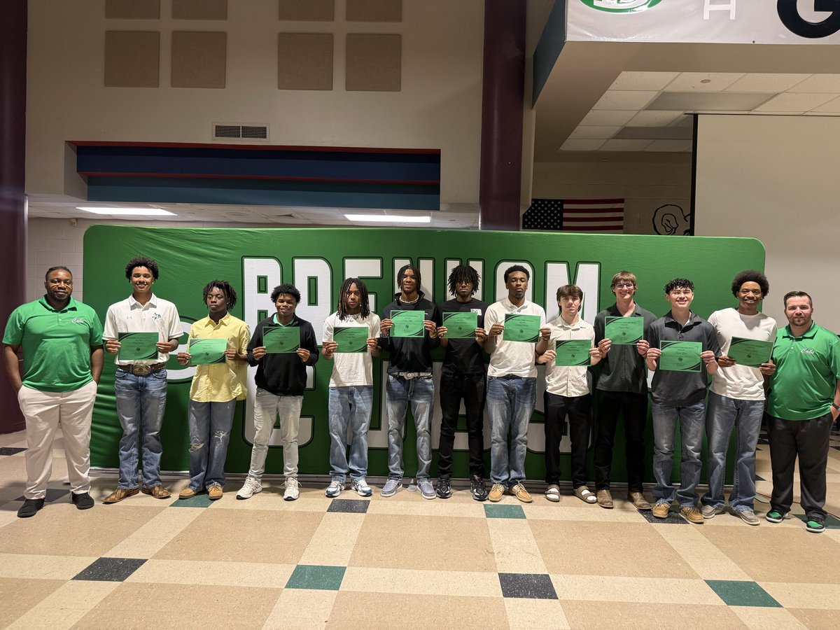 bhscubhoops's tweet photo. Bittersweet but always an awesome night celebrating a great season! 
Great kids, great parents, and a great staff= Great Seasons! https://t.co/Fk8LEP2Xaa