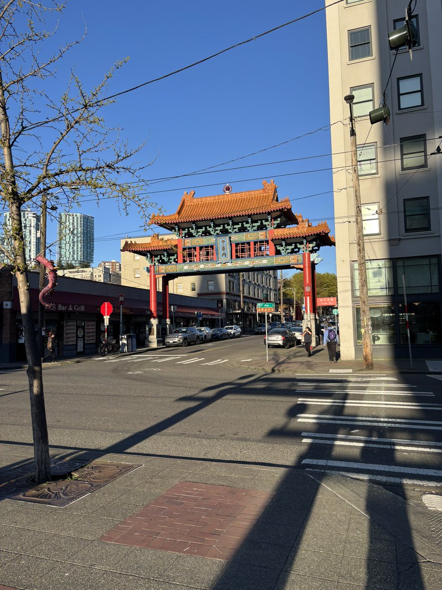 Horned Sphere tweet media