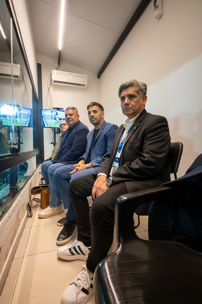 Chiqui Tapia tweet media