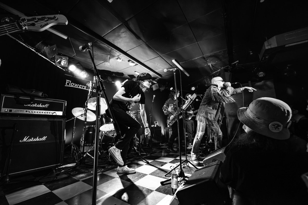 bera18219277's tweet photo. 20260407 @Flowers_Loft
#川田良生誕祭
#thefools https://t.co/d2SUFKx6Aw