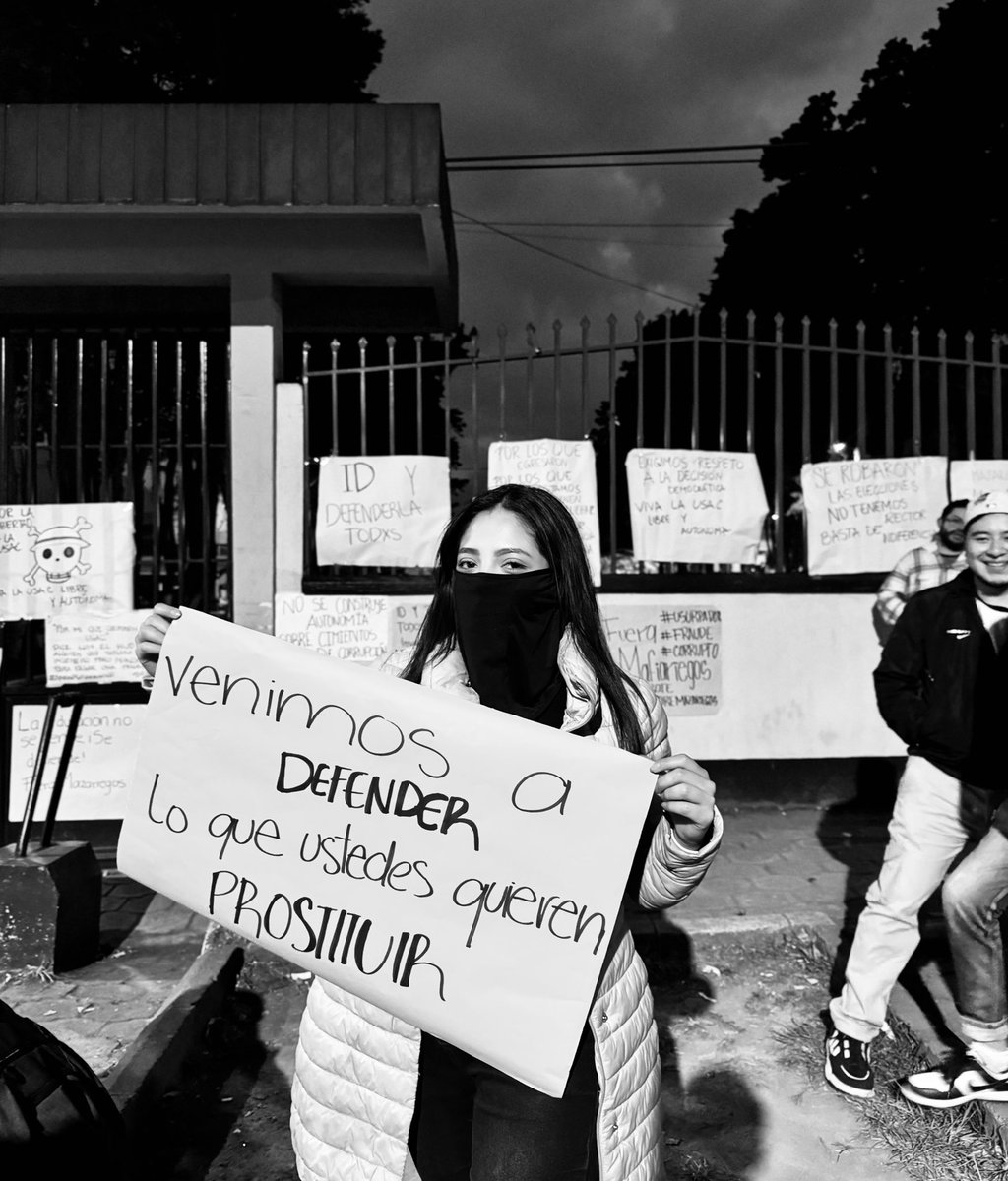 #MazariegosNoEsNuestroRector